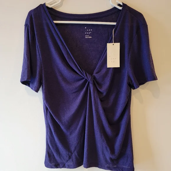 A New Day Women's Deep Purple Twist-Front Top Medium NWT - Picture 1 of 3